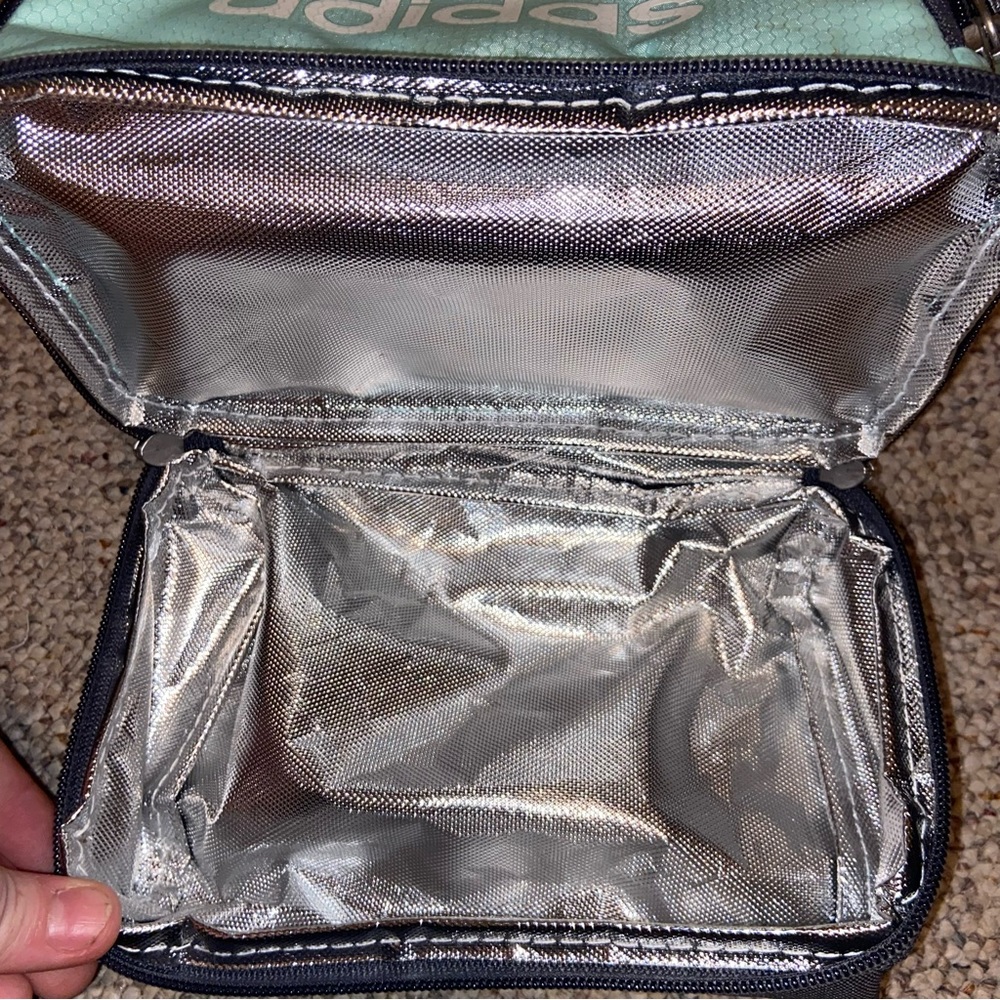 Adidas lunchbox - Picture 3 of 5